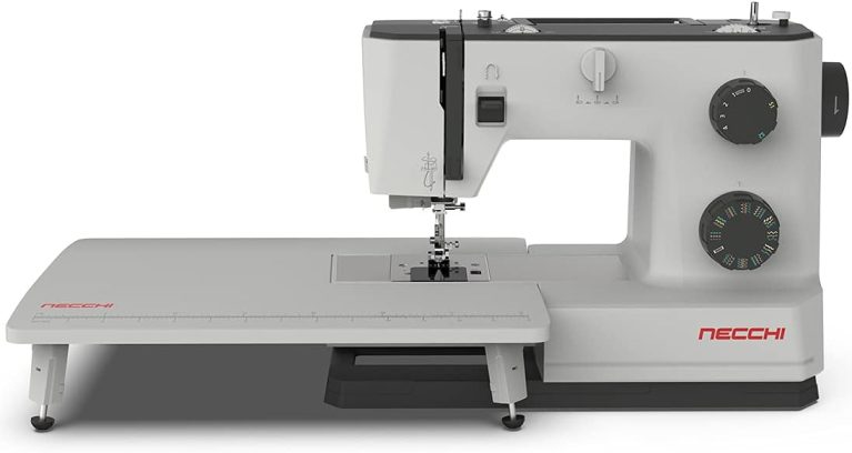 Necchi Q132A Machine à coudre mécanique 32 points, moteur 90W, coque ABS