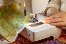 Nos astuces pour apprendre à coudre rapidement avec une machine